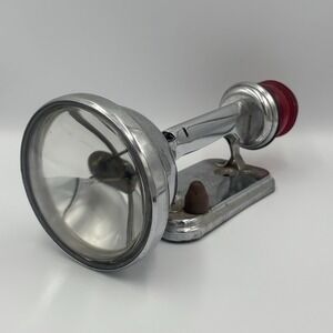 Vintage Teledyne Big Beam Mounty No. 664 Flashlight UNTESTED